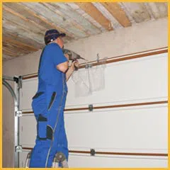 Community Garage Door Repair Service Madison, TN 615-538-5164 Community Garage Door Repair Service Madison, TN 615-538-5164 - side-garage-door-repair-10-48m